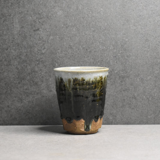 Tsutsue Kiln: Tall Karatsu Yunomi Cup