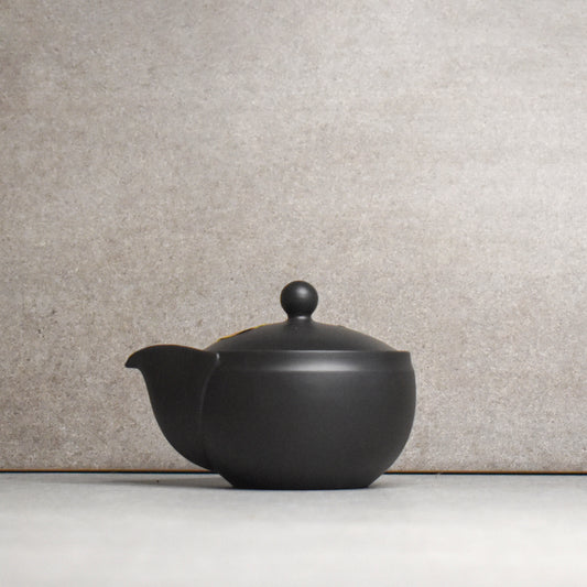 Yamaki Ikai: Tokoname Koshisaku Black Houhin