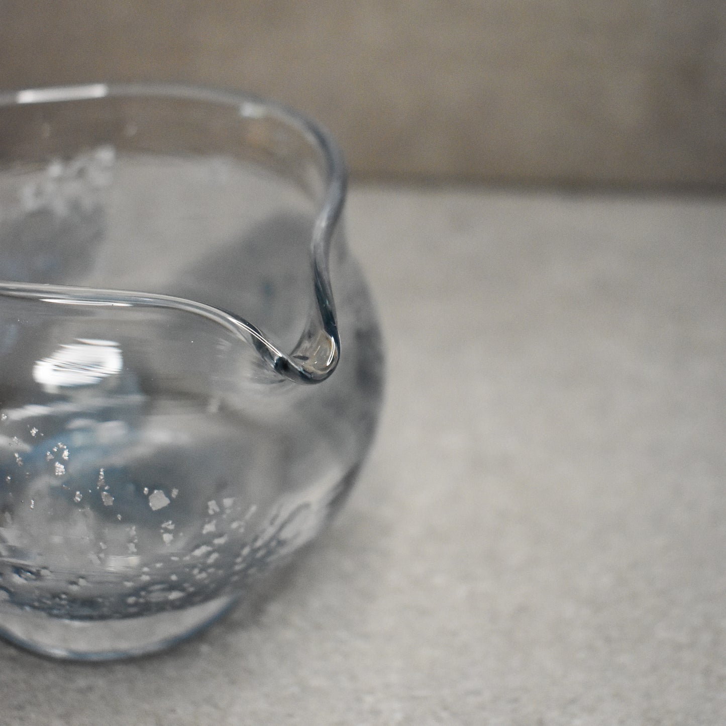 Suikaen Takayama Chasen: Umi Katakuchi Whisking Bowl