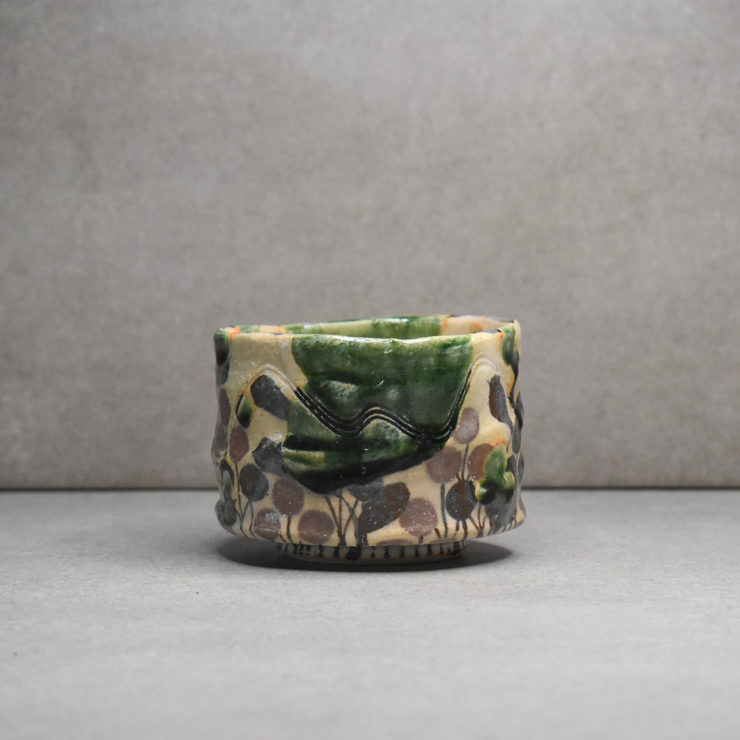 Minoru Toki:  Minoyaki Oribe Flower Chawan