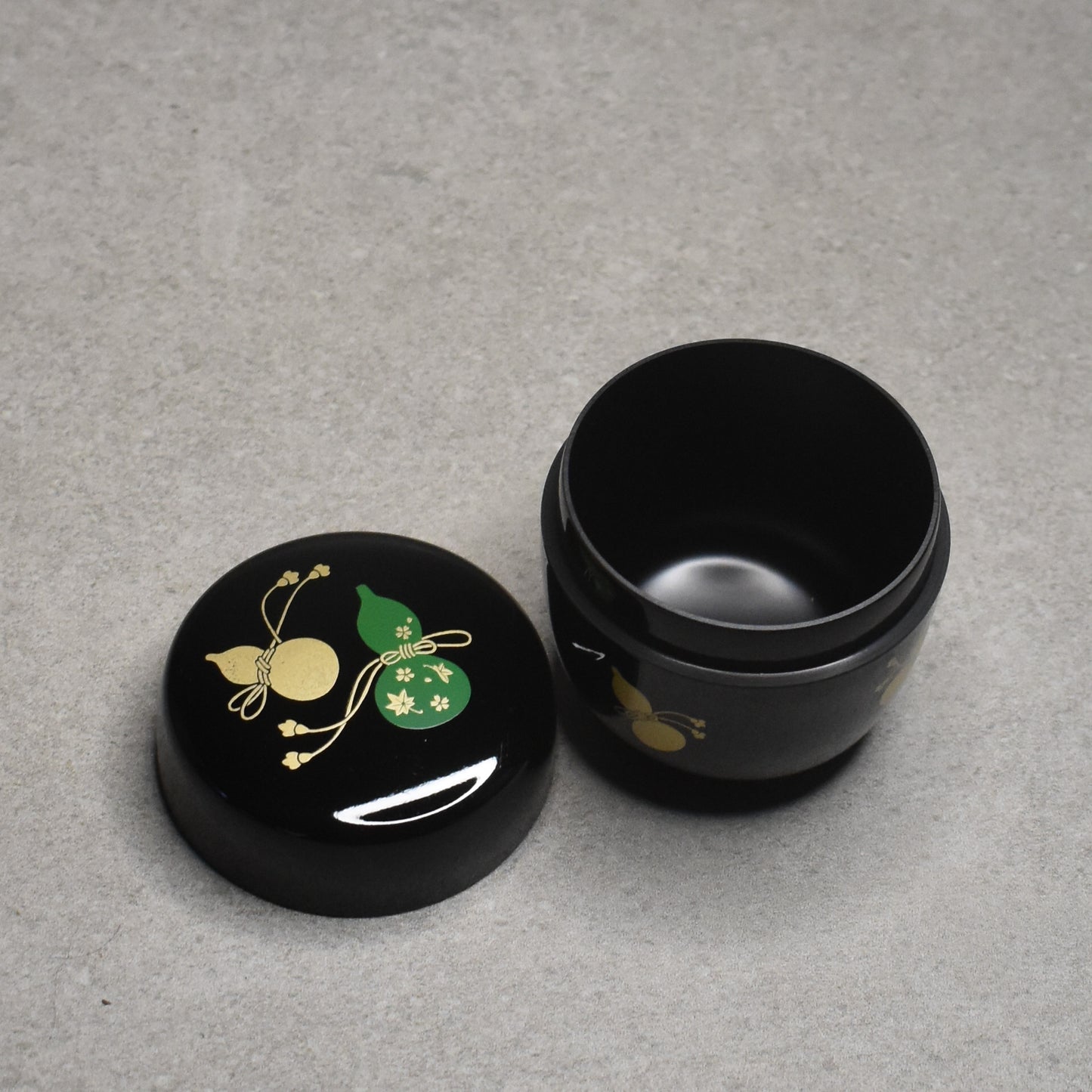 Black Hyotan Natsume