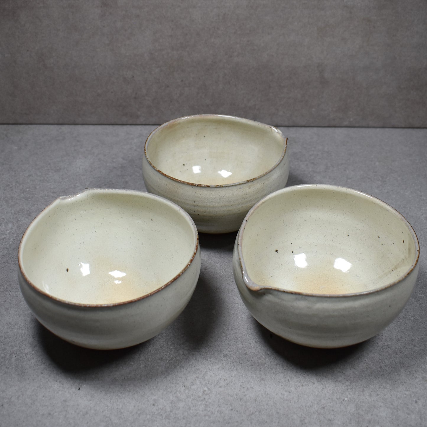 Ohmitogei: Shiro Katakuchi Chawan