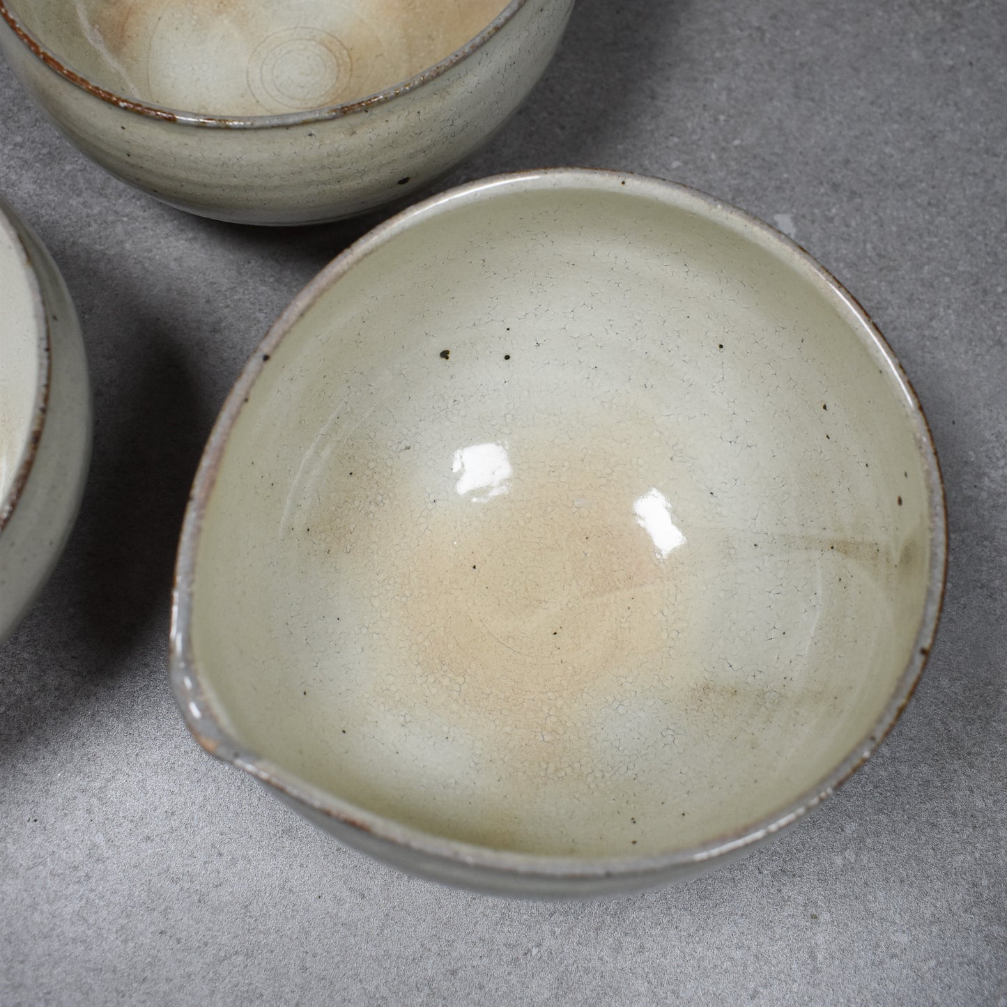Ohmitogei: Shiro Katakuchi Chawan