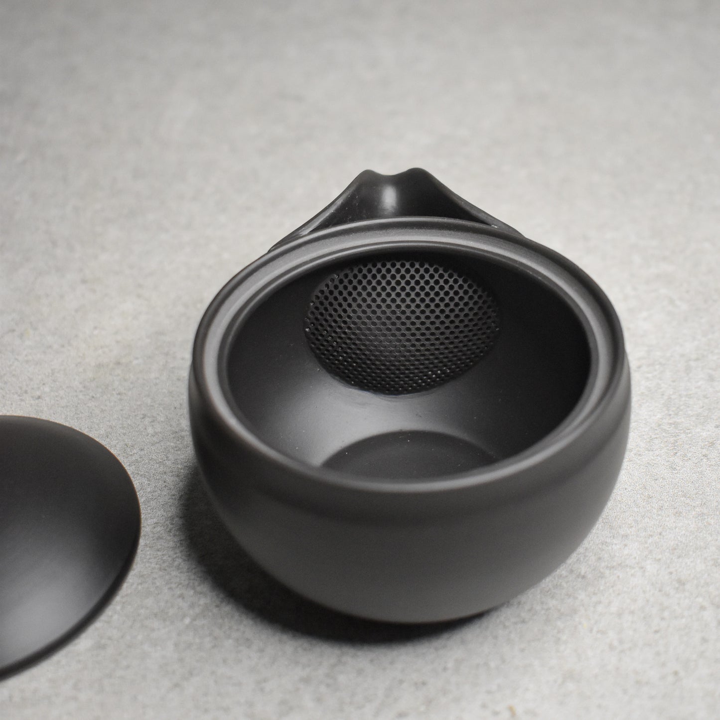 Yamaki Ikai: Tokoname Koshisaku Black Houhin