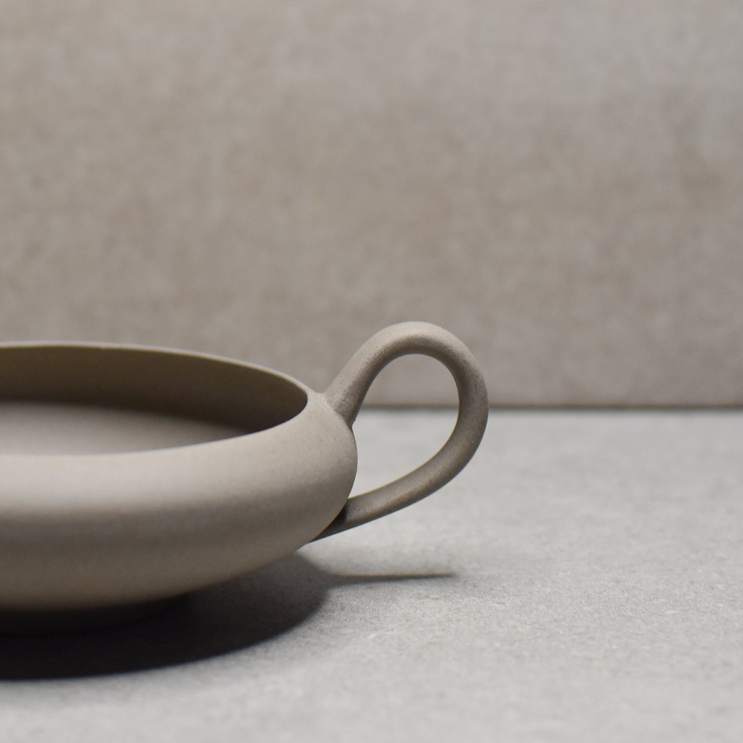 Jinsui kiln: Toki Yuzamashi (cooling jug) Shirohai