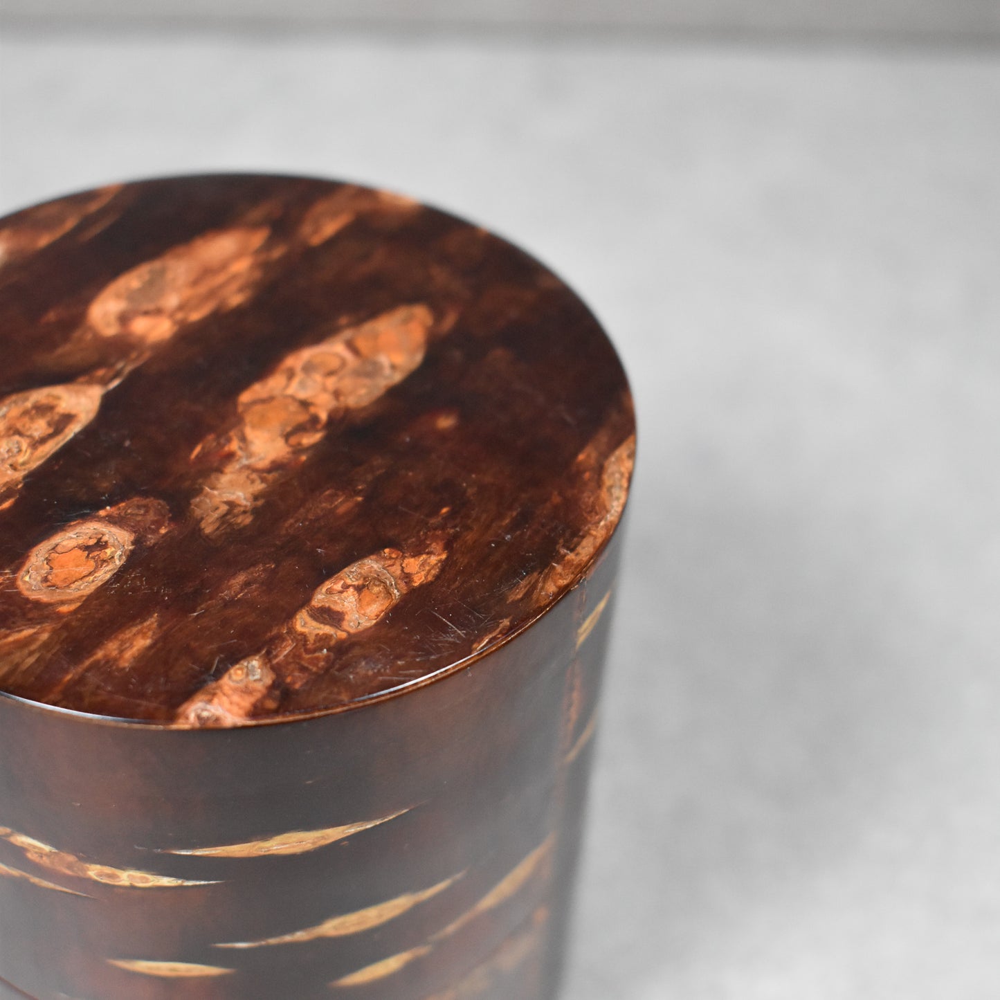 Yatsu-yanagi: Kaba-zaiku Cherry Bark Tea Caddy
