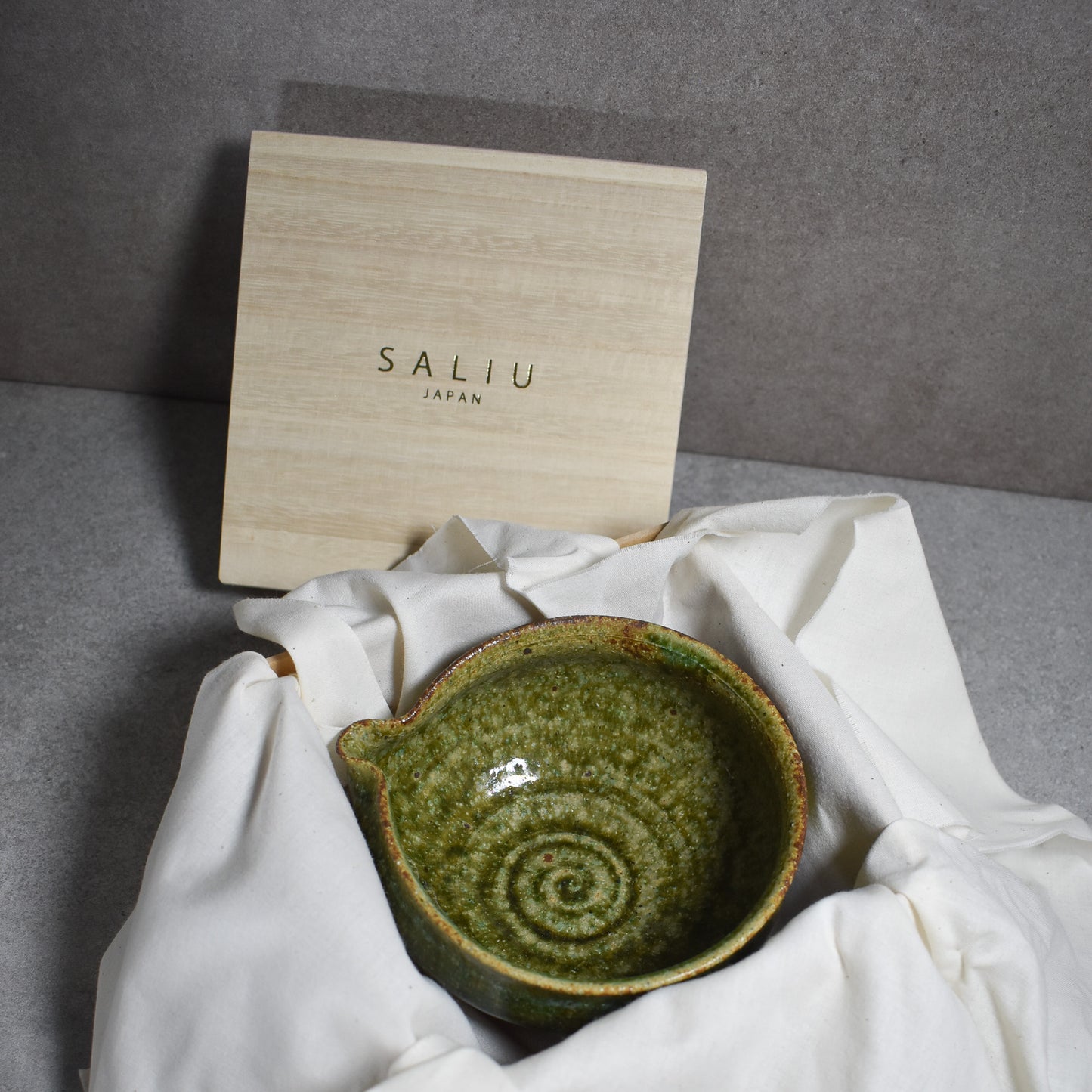 Saliu: Minami-gama Sui Katakuchi