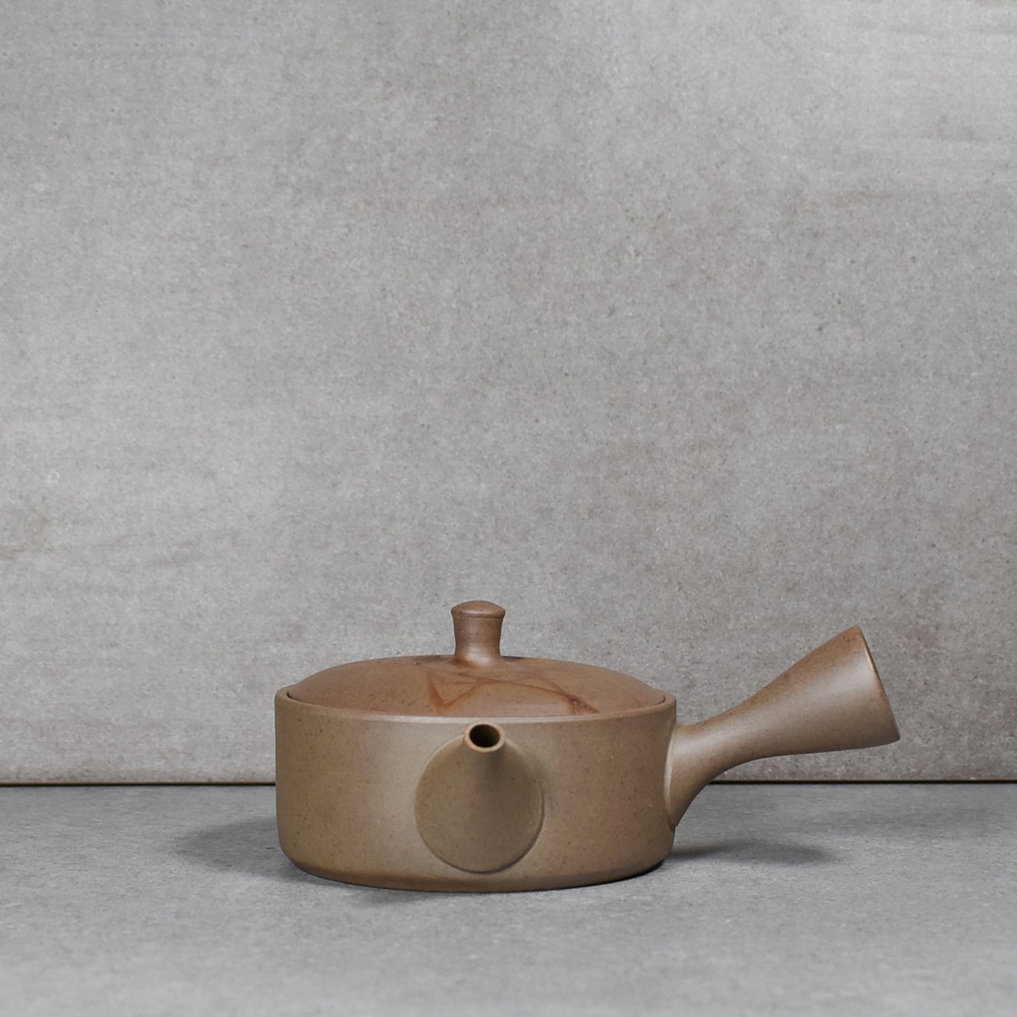 Tokoname: Mogake Seaweed Shallow Kyusu by Hirotaka Umehara