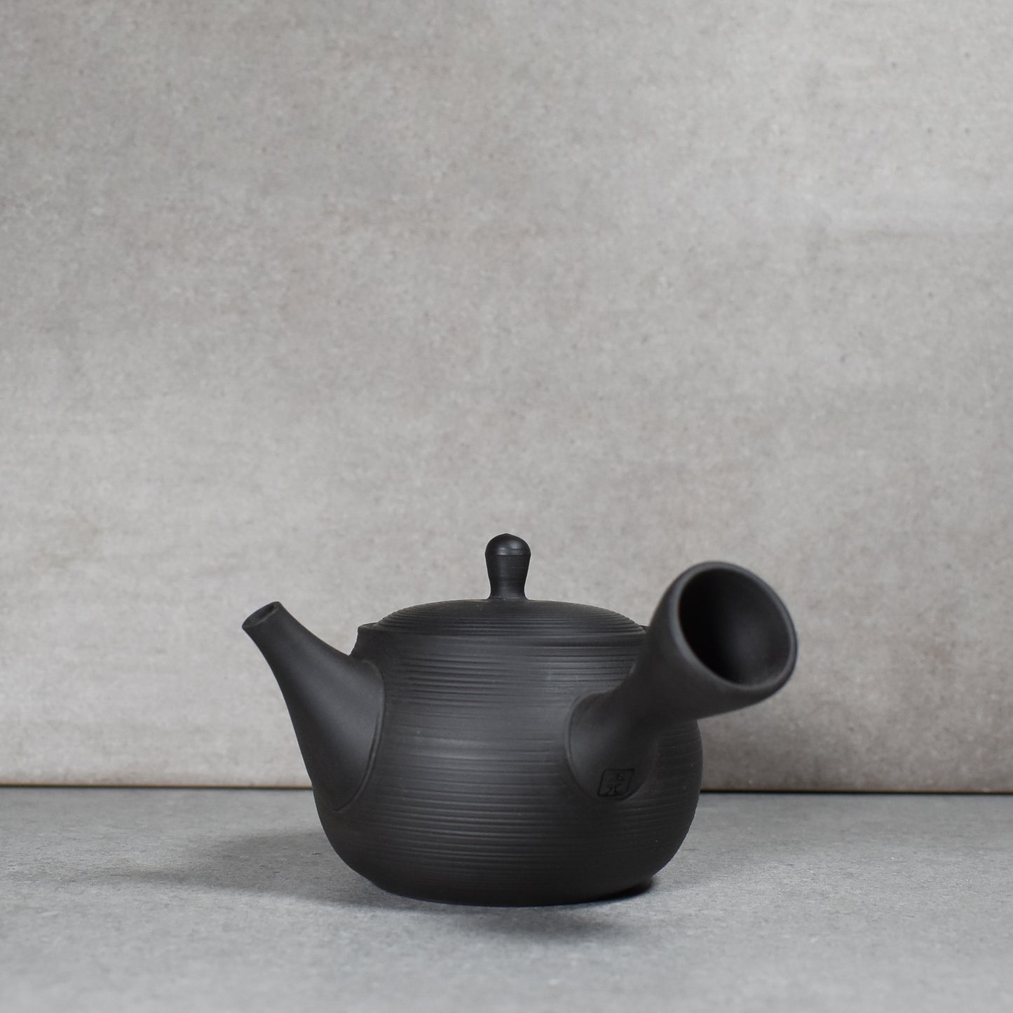 Tokoname: Small Pouch Shape Kyusu by Hirotaka Umehara