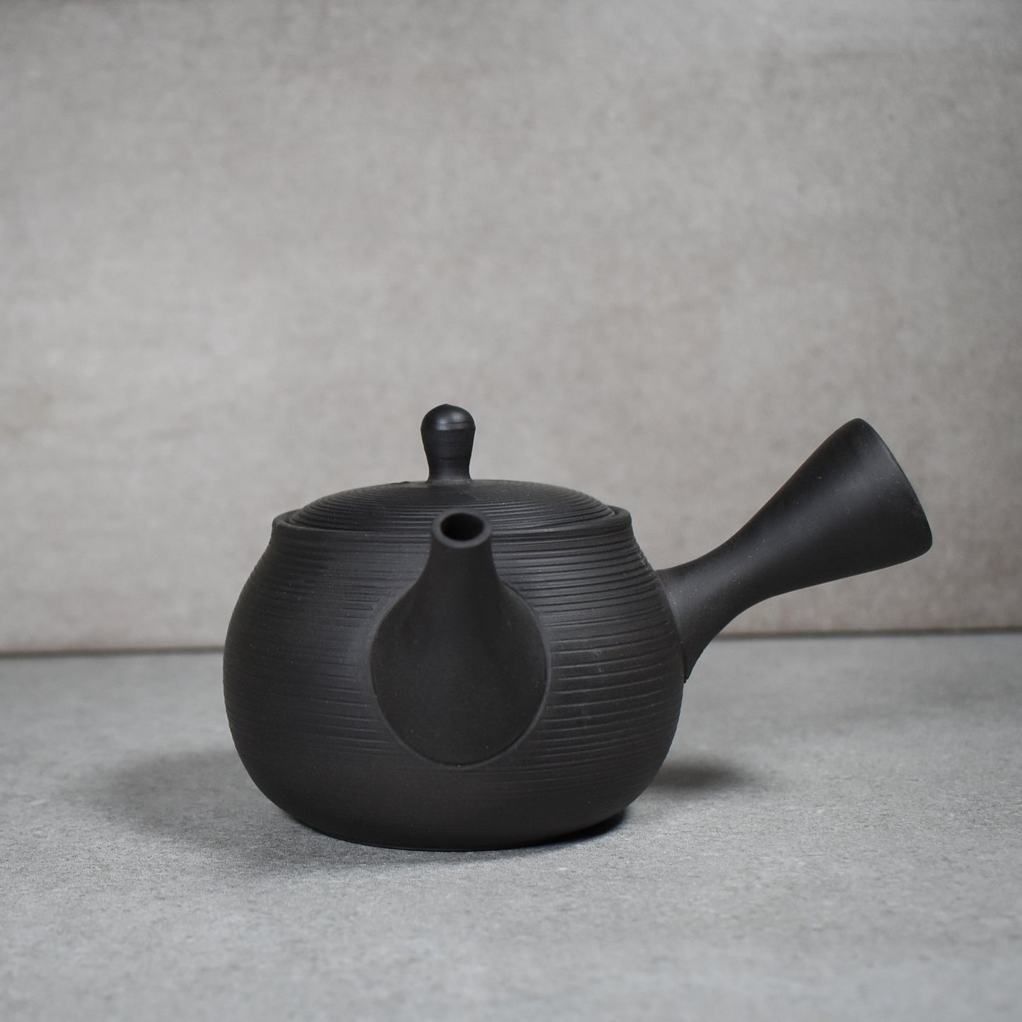 Tokoname: Small Pouch Shape Kyusu by Hirotaka Umehara