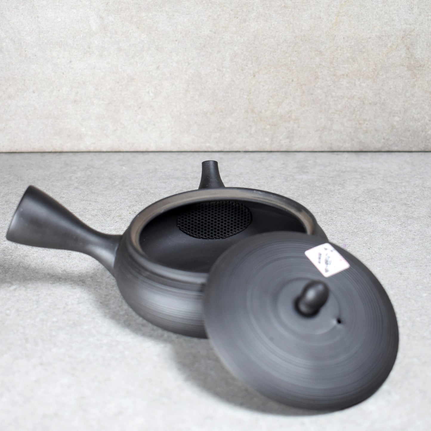 Tokoname: Flat Line-tiered Kyusu by Hirotaka Umehara