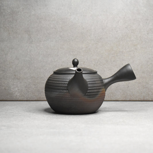 Tokoname: Fire Kiln Varnished Kyusu by Hirotaka Umehara