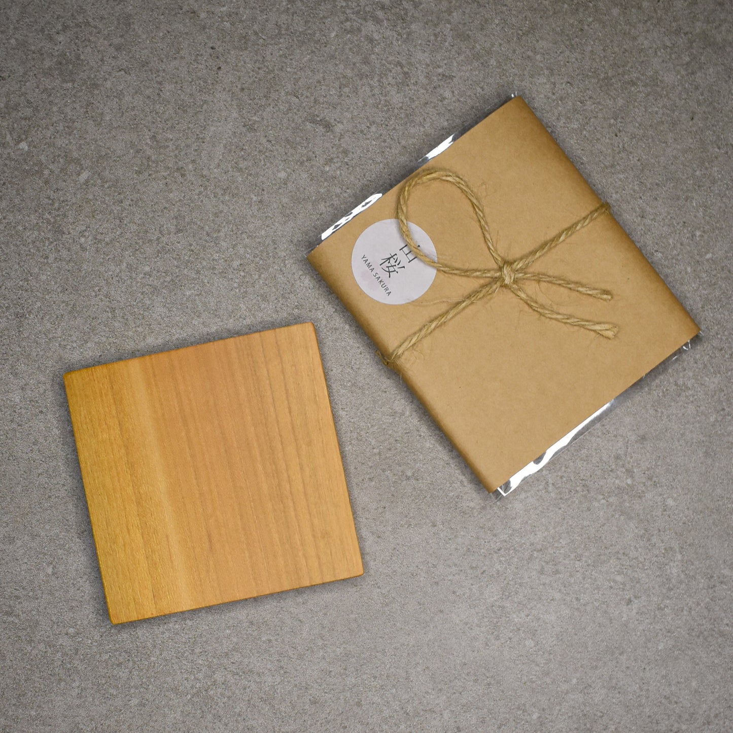 Saliu: Yamazakura Chashiki - Square Coaster