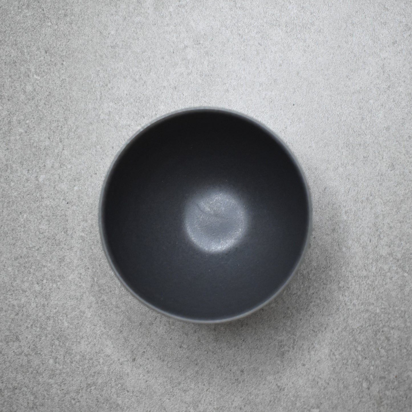 Saliu: Small Porcelain Yui Sumi Ink Cup Set