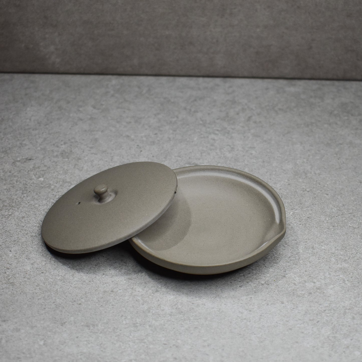Jinsui kiln: Tuyu Shirohai Shiboridashi