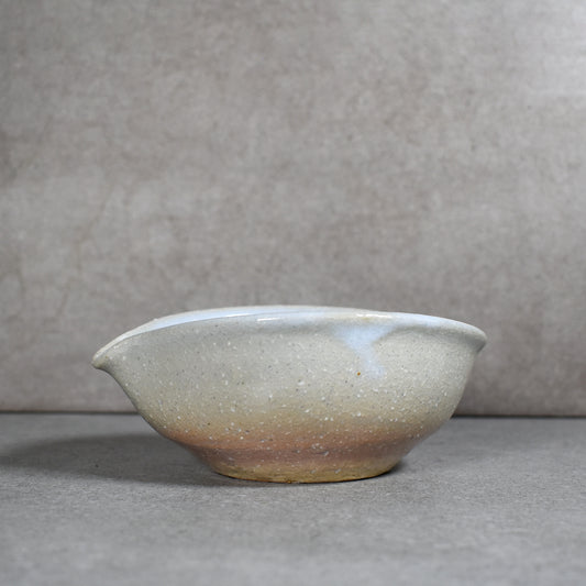 Senryuzan Hagi Pottery: Shallow Katakuchi