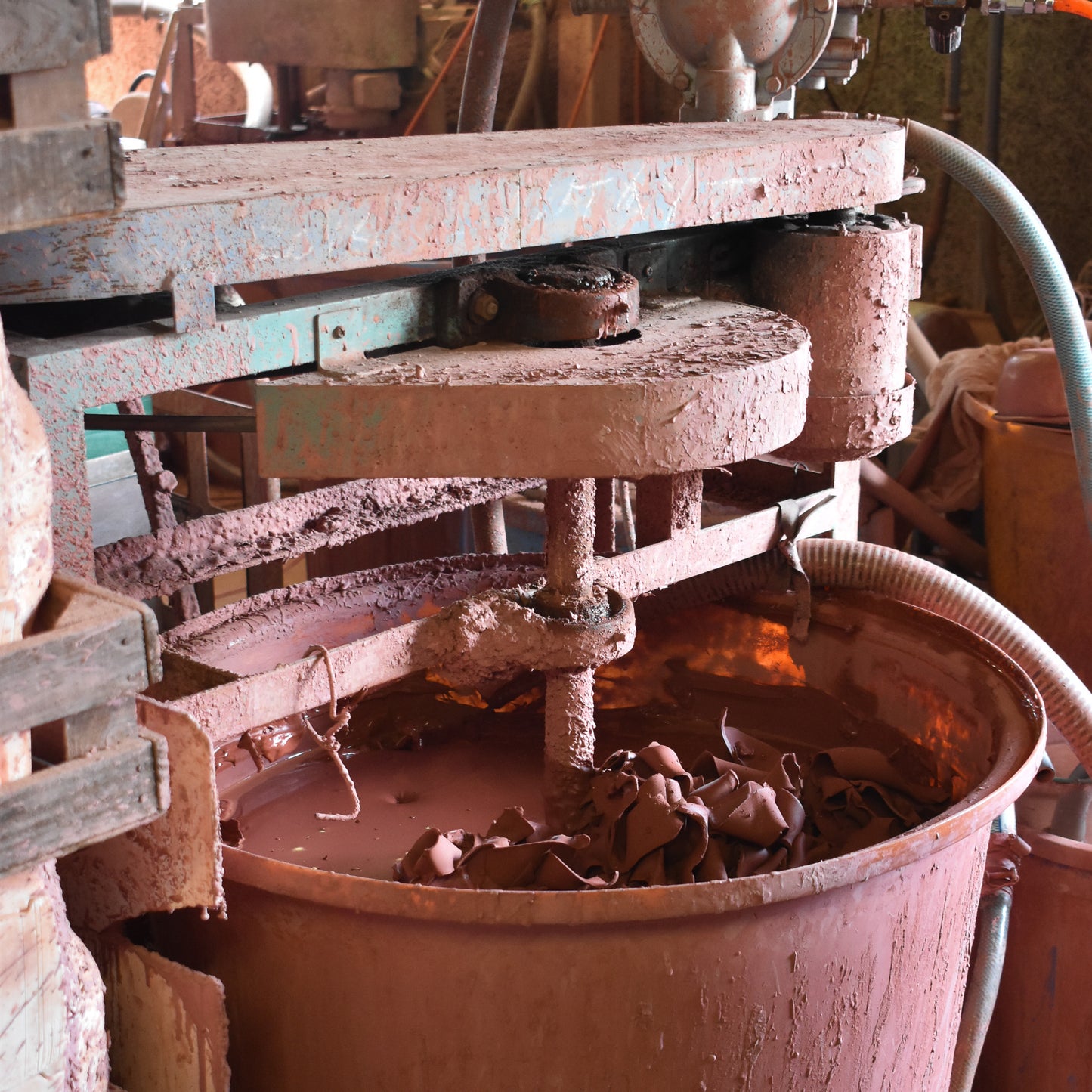 Jinsui kiln: Tuyu Shirohai Shiboridashi